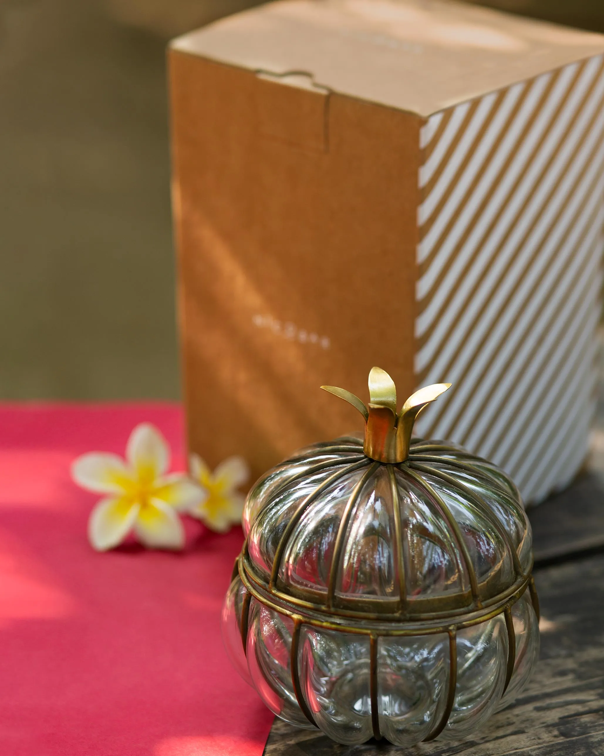 Anar Deco Jar