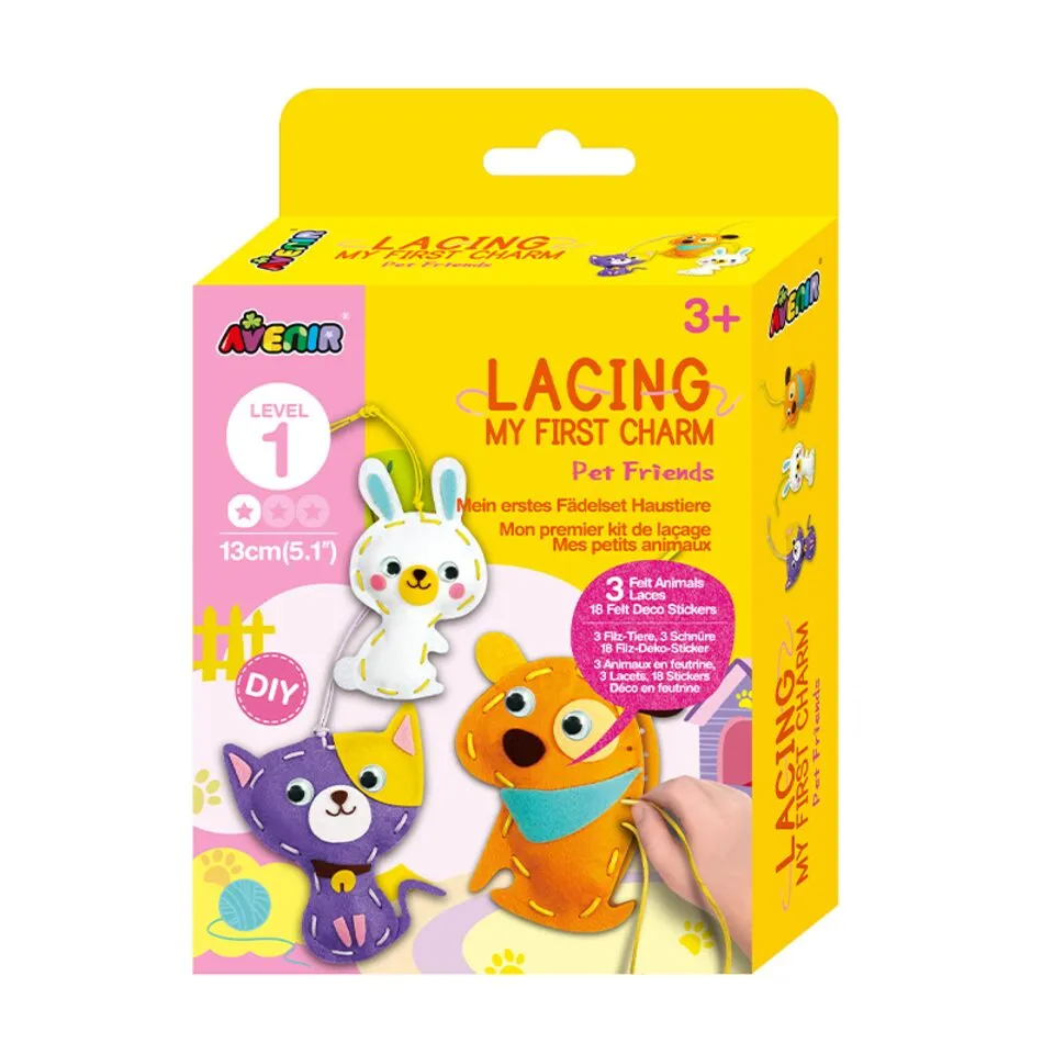 Lacing My First Charm Level 1 - Pet Friends